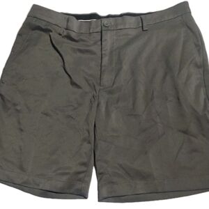 Amazon Essentials mens Gray basic flat front 7" inseam chino shorts - size 38
